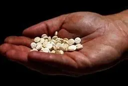  هشدار درباره احتمال ورود قرص "کپتاگون" به ایران | قرصی که داعش برای جنایات خود استفاده می‌کرد!