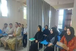 طالبان ورود زنان به دانشگاه کابل را ممنوع کرد