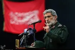   دیدار سردار قاآنی در سفر به عراق با الکاظمی