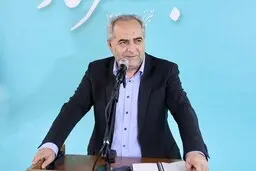 انتقاد از ترکی حرف زدن استاندار آذربایجان شرقی | در جلسه درباره احیای دریاچه ارومیه ترکی صحبت شد