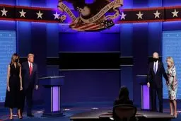 مناظره انتخاباتی  |   میان ترامپ و بایدن آخرین مناظره انتخاباتی برگزار شد.