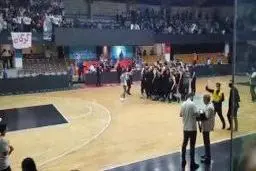 جشن پیروزی گرگانی ها با حضور تماشاگران زن+ویدئو
