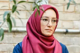 استایل ناسازگار سحر ولد بیگی و همسرش | استایل جیغ سحر ولد بیگی چشمگیر است +تصویر