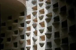 اینجا برج کبوتر خانه میبد است | گذری بر اعجاز معماری قاجار بر بلندای کویر! + تصاویر