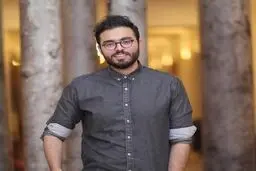 مراسم عقد مجری معروف تلویزیون روی آنتن زنده شبکه پنج برگزار شد!+ویدئو