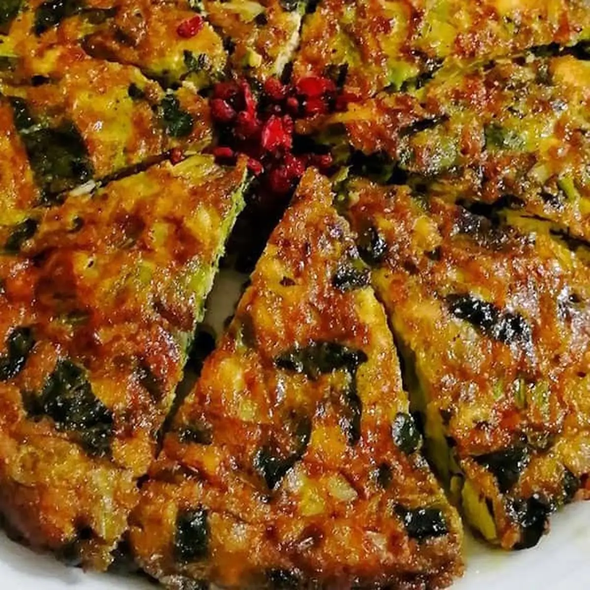 برای سفره افطار کوکوی اسفناج با مرغ درست کن | طرز تهیه کوکوی اسفناج با مرغ