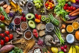 با این خوراکی ها سرطان را ضربه فنی کنید