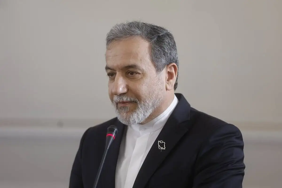 عراقچی: آمریکایی‌ها مواضع ضد و نقیضی در مذاکرات دارند | غنی سازی قابل مذاکره نیست؛خون دانشمندان هسته‌ای ما پای آن ریخته است 