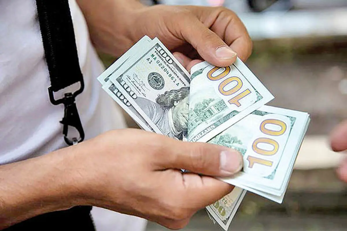 چهارضلعی افت نرخ دلار | بازار ارز به مسیر نزولی بازگشت