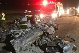 تصادف خونین در بندر خمیر | 8 عضو خانواده در دم جان دادند + تصویر تلخ از حادثه