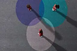 
 برای جلوگیری از انتقال کرونا،فاصله ۲ متری افراد از یکدیگر کافی نیست