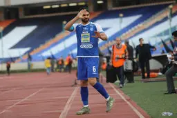 کریمی   |   ستاره استقلال در آستانه تمدید قرارداد 