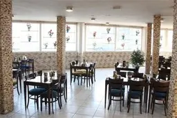 وزارت بهداشت: آزادشدن فعالیت رستوران‌ها با رعایت پروتکل‌های بهداشتی از 6خرداد 