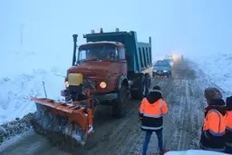 
۲۵۵ راه روستایی استان اردبیل همچنان مسدود است
