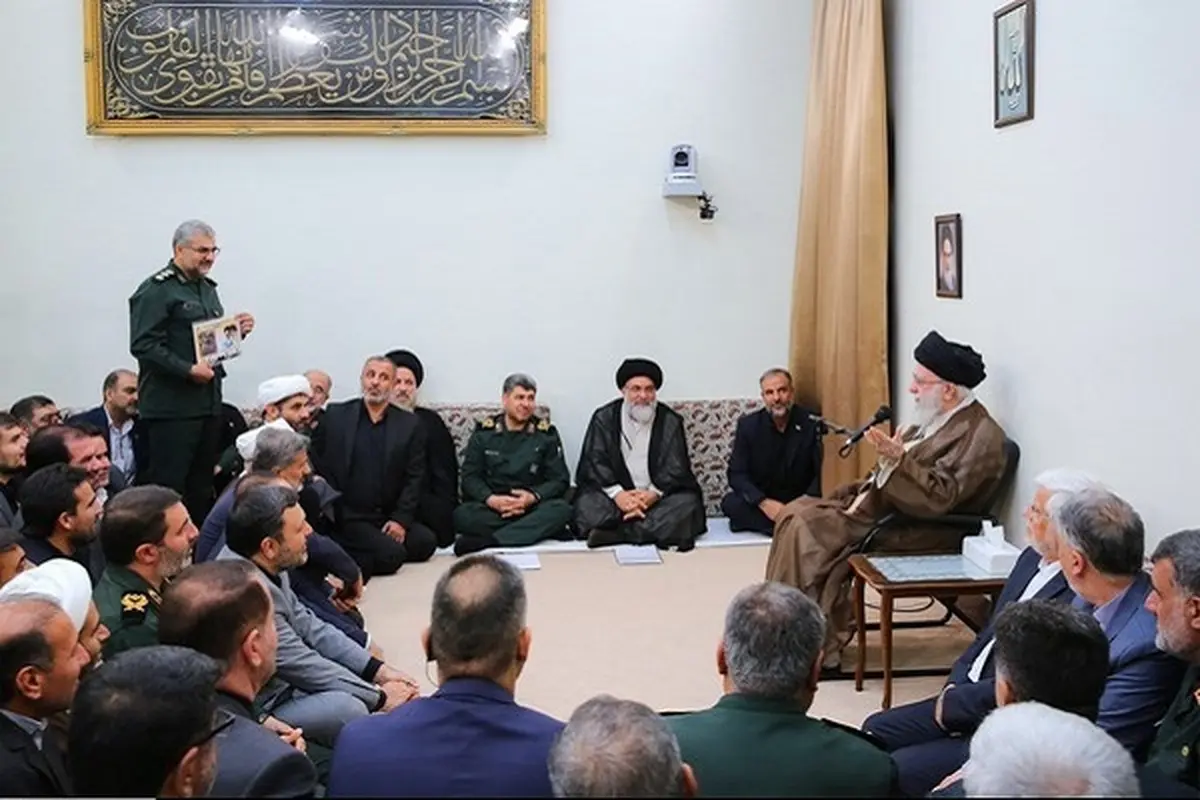 فداکاری جوانهای یک ملت، پشتوانه عظیم برای پیشرفت است | بزرگ‌نمایی دشمن؛ یکی از پایه‌های جنگ روانی دشمن
