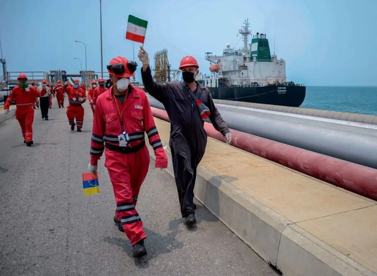 ادعای رویترز: ایران و ونزوئلا توافق سواپ نفت امضا کردند | سواپ نفت سنگین ونزوئلا با میعانات ایران | توافق برای ۶ ماه برنامه ریزی شده، اما ممکن است تمدید شود