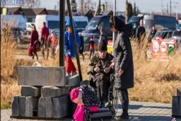  اقدام حیرت آور پسر ۱۱ ساله اوکراینی +عکس
