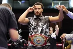 موزس ایتائوما و ناک‌اوت ۶۰ ثانیه‌ای | آیا رکورد جوان‌ترین قهرمان تایسون در خطر است؟