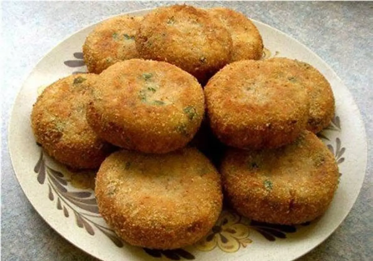 کوکو سیب زمینی متفاوت بدون تخم‌مرغ رو فقط اینجوری که می‌گم بپز |  طرز تهیه کوکو سیب زمینی هندی+ ویدئو 