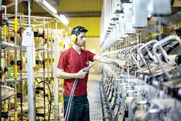 صف کشی صنعتگران برای سرمایه‌گذاری 