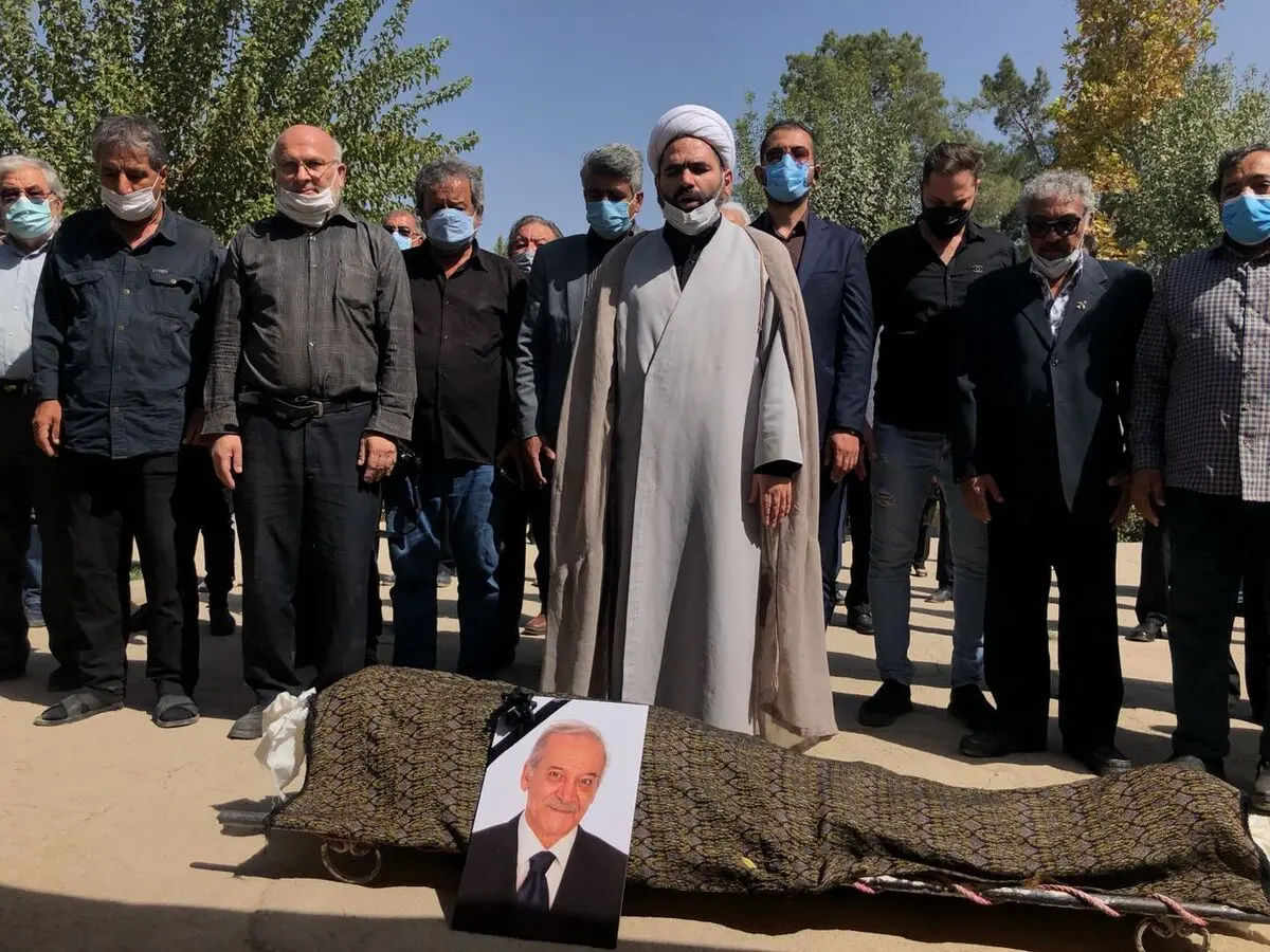 پیکر "سیامک اطلسی" در بهشت زهرا (س) تهران آرام گرفت