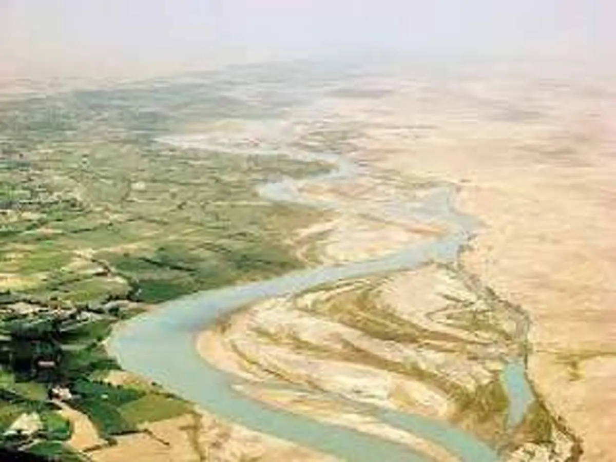 رودخانه هیرمند در چه وضعیتی قرار دارد؟ | بررسی وضعیت آب هیرمند توسط ماهواره خیام