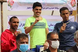 اهدای روبالشتی به نفرات برتر دوی صحرانوردی کشور| رئیس فدراسیون دومیدانی: پرداختن به موضوع اهدای روبالشتی بی احترامی به اهالی بومی چابهار است!