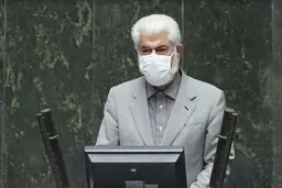 نامه رئیس کمیسیون بهداشت مجلس به رهبری درباره‌ افزایش مهاجرت پزشکان 