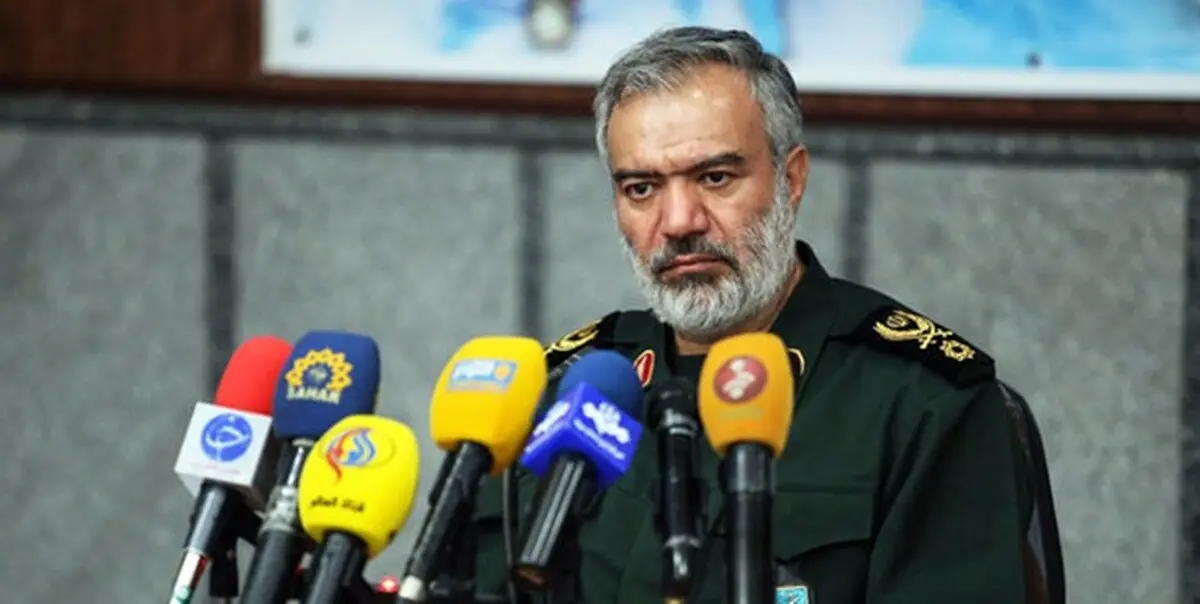 
جانشین فرمانده کل سپاه: بعد از بی‌نیازی کشور، واکسن «نورا» را در اختیار مستضعفان جهان خواهیم گذاشت
