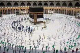 شرط واکسیناسیون برای ادای عمره لغو شد