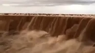 آبشار شن عجیب در عربستان!+ویدئو