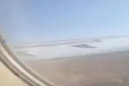 فرود اضطرارى پرواز شیراز-مسقط به دلیل آتش سوزی+ویدئو