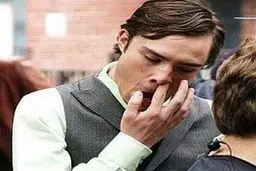 اصلا دست در بینی نکنید! |   موجب آلزایمر می‌شود!