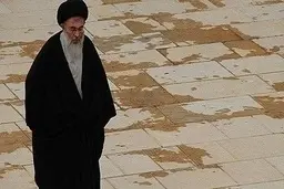 استعفای آیت الله دستغیب از تولیت حرم حضرت شاهچراغ (ع) 
