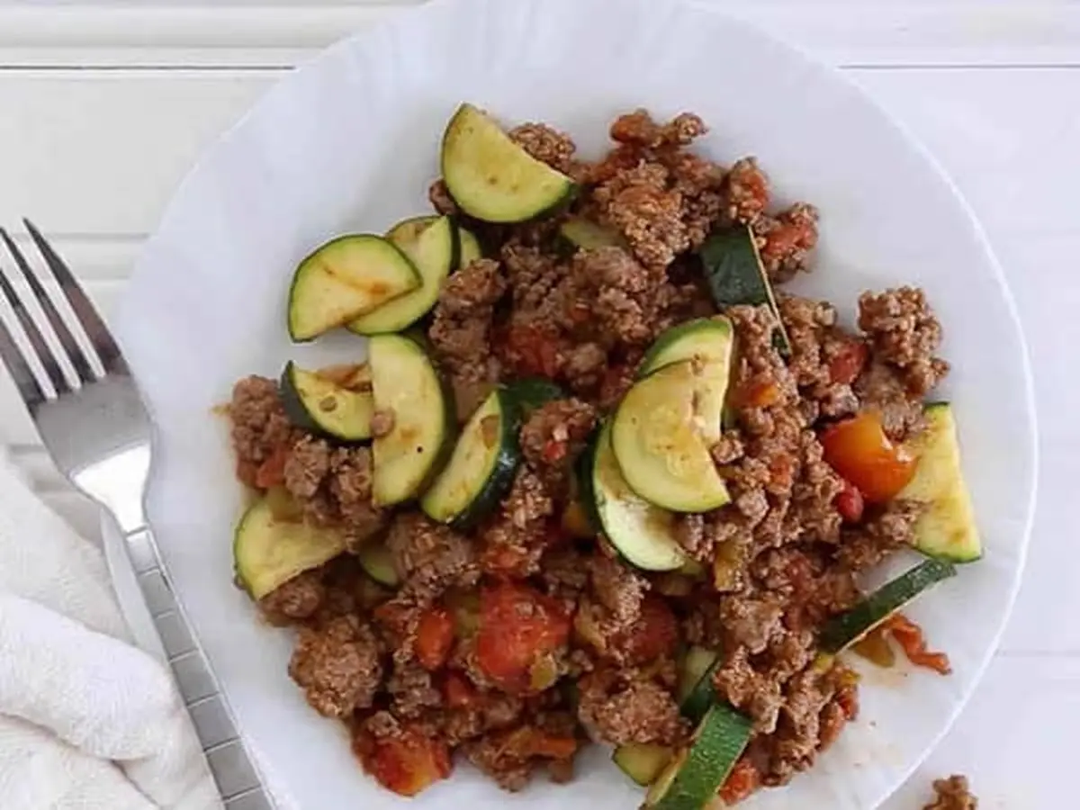 ناهار خوراک کدو با گوشت چرخ کرده درست کن، محشر میشه | طرز تهیه خوراک کدو با گوشت چرخ کرده، خوشمزه و ساده