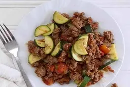 ناهار خوراک کدو با گوشت چرخ کرده درست کن، محشر میشه | طرز تهیه خوراک کدو با گوشت چرخ کرده، خوشمزه و ساده