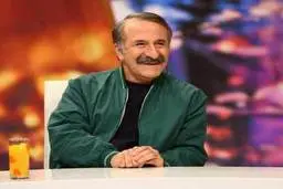 شوخی بامزه مهران رجبی با پسرش 