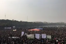 پایان تجمع کشاورزان اصفهانی ‌در بستر ‌زاینده‌رود 
