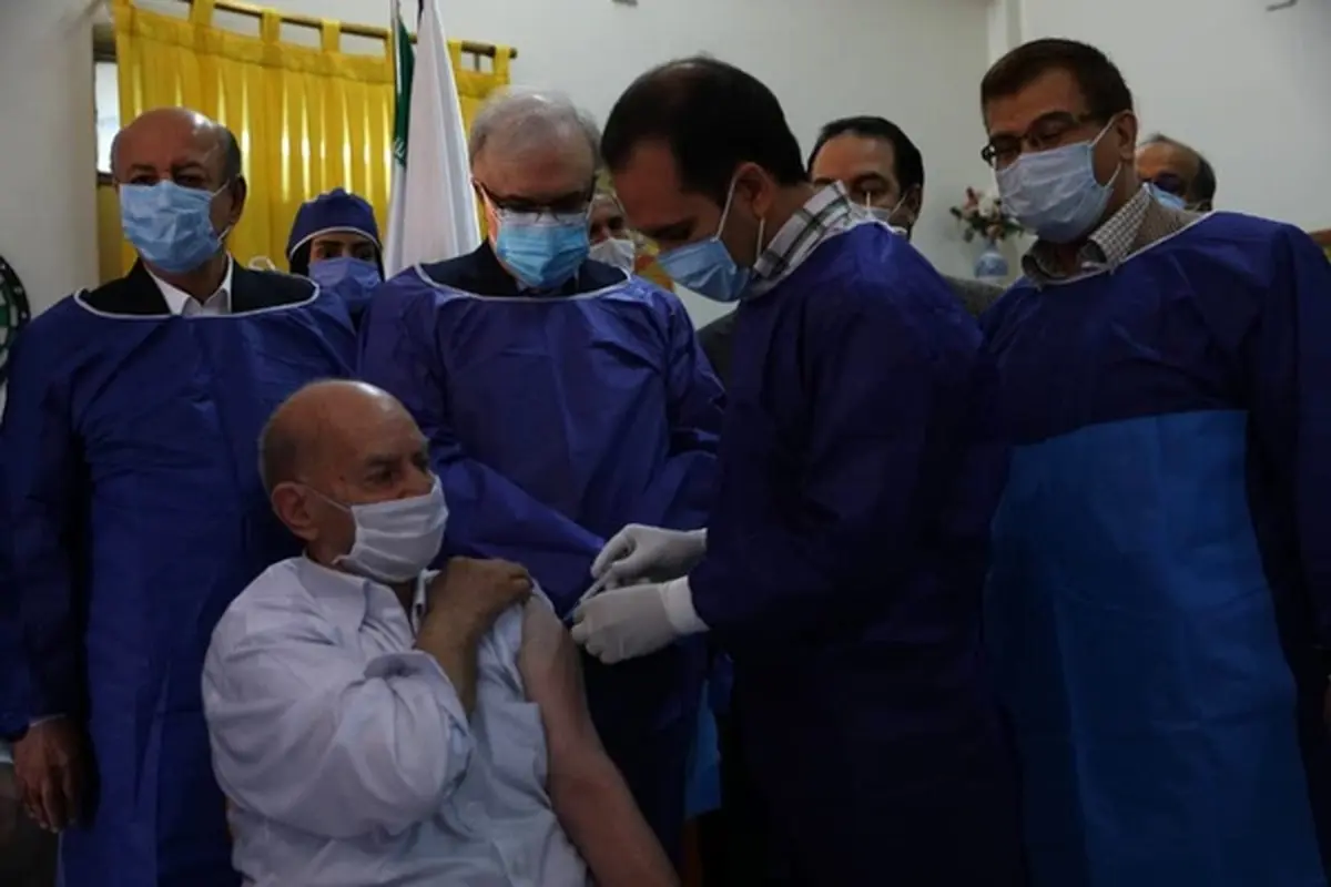 
 ۸ میلیون سالمند از فروردین ۱۴۰۰واکسینه میشوند
