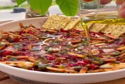 این مزه کنار هر کبابی حسابی می‌چسبه! | طرز تهیه مزه کباب یا سوئان مزه سی +ویدئو