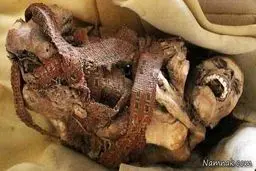 جسد مومیایی که کنار خیابان رها شده بود! + عکس 