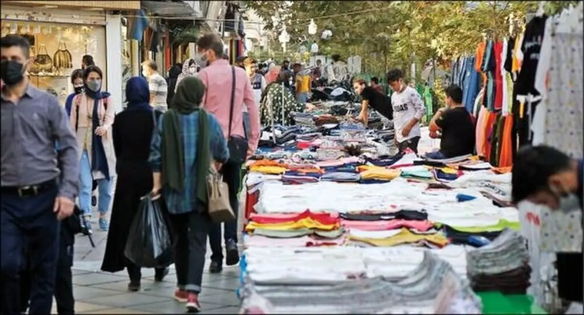 پیاده‌رو فروشی در تهران چند؟