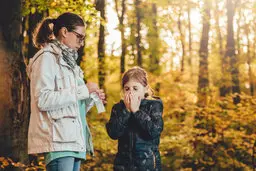 راه درمان آلرژی های پاییزه چیست؟