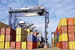 پروانه سوخته صادرکنندگان | واگذاری ارز صادرکننده به واردکننده سخت شد