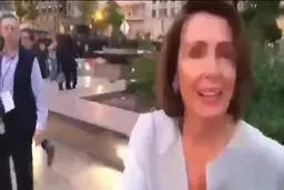 برخورد «شوکه کننده» خبرنگار با نانسی پلوسی + ویدئو