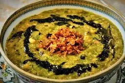 طرز تهیه یک آش خوشمزه و آسان برای فصل پاییز | آموزش آش کلم‌برگ تبریزی به‌صورت مرحله به مرحله