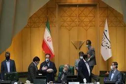 جزییات جلسه مجلس درباره کرونا؛ از محرمانه‌های وزیر تا هشدار مهم درباره پساکرونا 