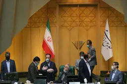 جزییات جلسه مجلس درباره کرونا؛ از محرمانه‌های وزیر تا هشدار مهم درباره پساکرونا 