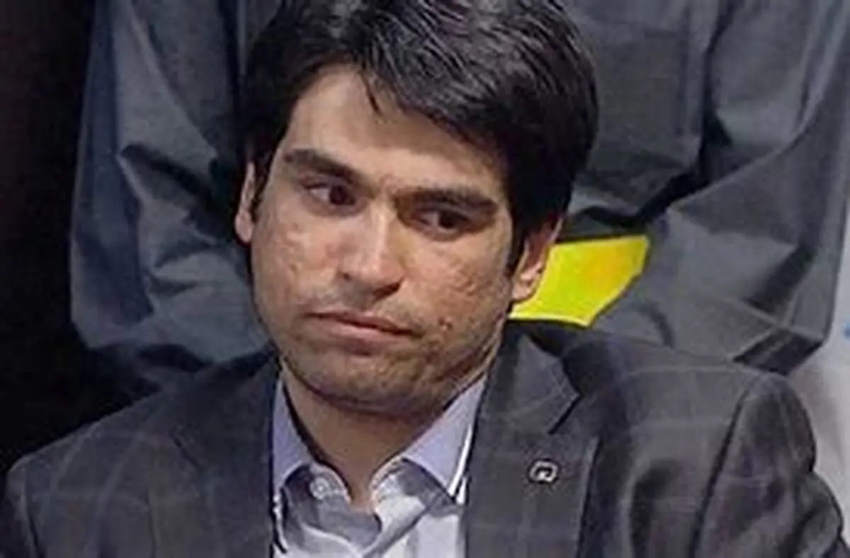 توئیت احسان مازندرانی، روزنامه نگار شیرازی راجع به ۲ فعال رسانه ای بازداشت شده | دو فعال رسانه‌ای بازداشت شده شاکی خصوصی دارند