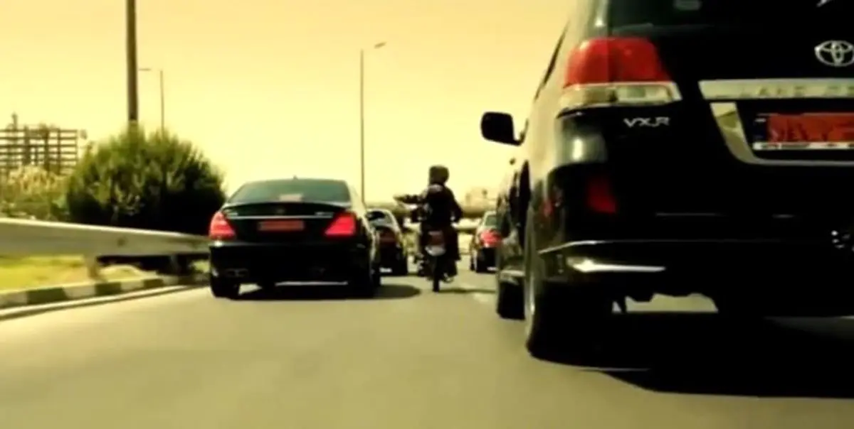 تصادف جنجالی در تهران | درگیری اسکورت مادورو در تهران | ماجرا چیست؟ + ویدیو